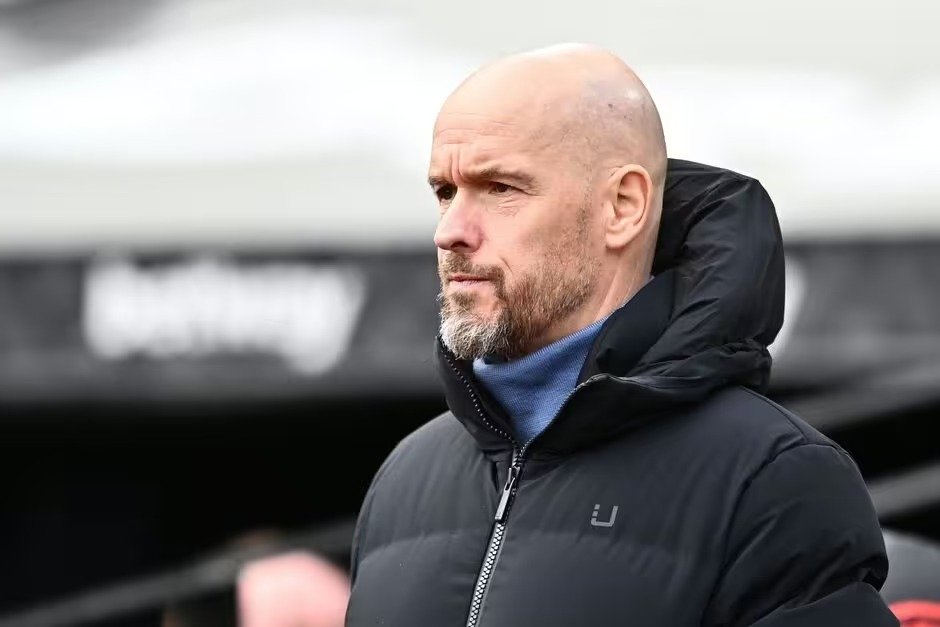 Man Utd suffer 13th defeat of season at West Ham as Erik ten Hag rips into Bruno Fernandes